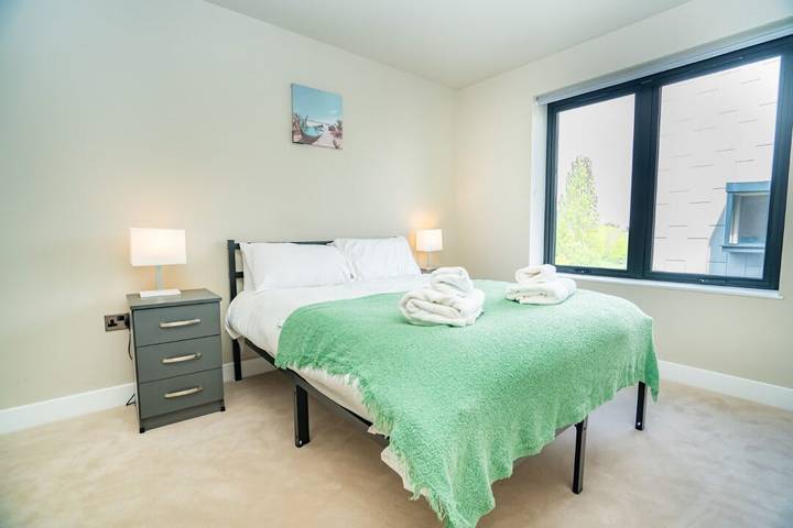Entire apartment, Spacious 1 Bed Flat Solihull & Central Birmingham in Birmingham, Birmingham Area