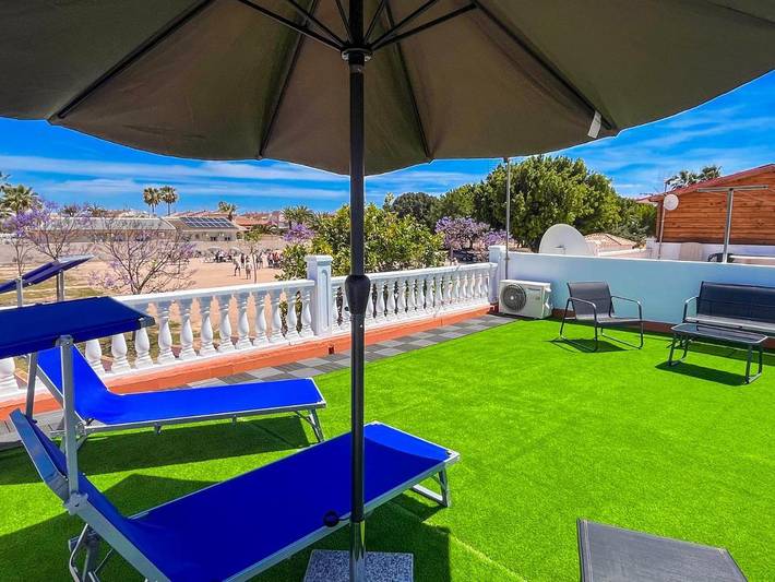 Ferienhaus für 4 Personen, mit Ausblick und Garten - 1