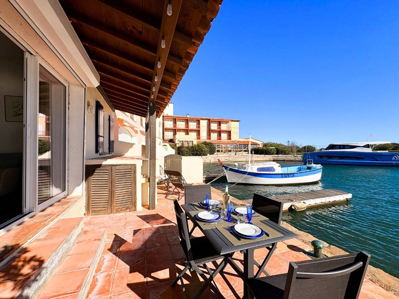 Hel leilighet, Ground Floor Apartment 3 Bedrooms with Terrace - Port Grimaud in Port Grimaud, Grimaud