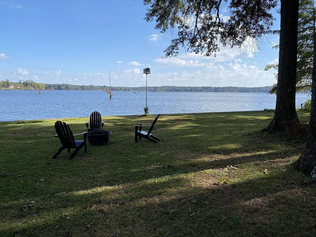 Experience Escape to Serenity Lake House on Lake D'Arbonne in Union Parish