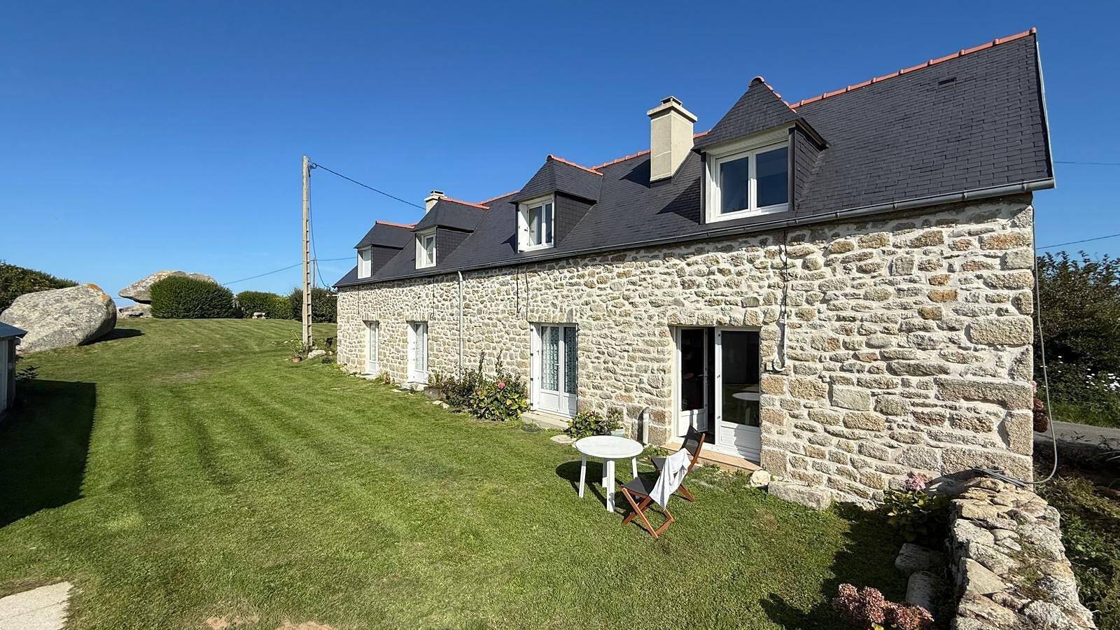 La chaumière Maison de vacances proche de la mer in Kerlouan, Région de Brest