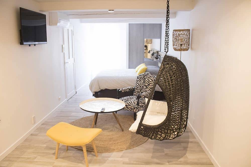 Appartement entier, Au Repere D'Argante boudoir in Pézenas, Côte d'Améthyste