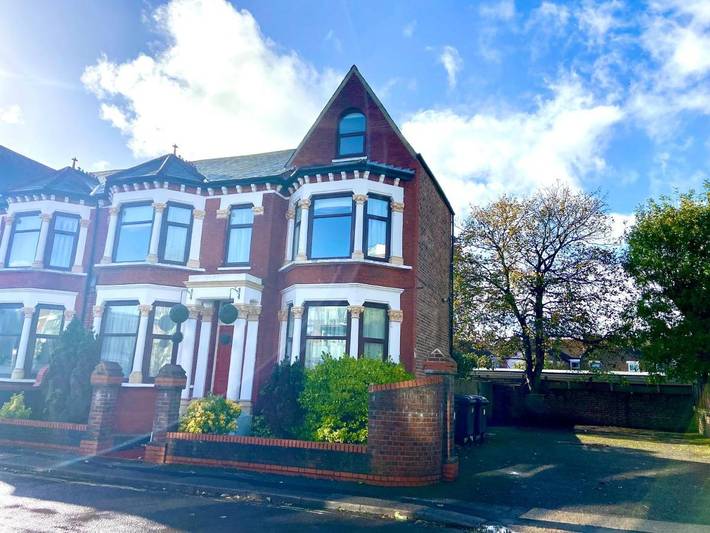 Holiday rental for 16 people, with Garden in Gosport