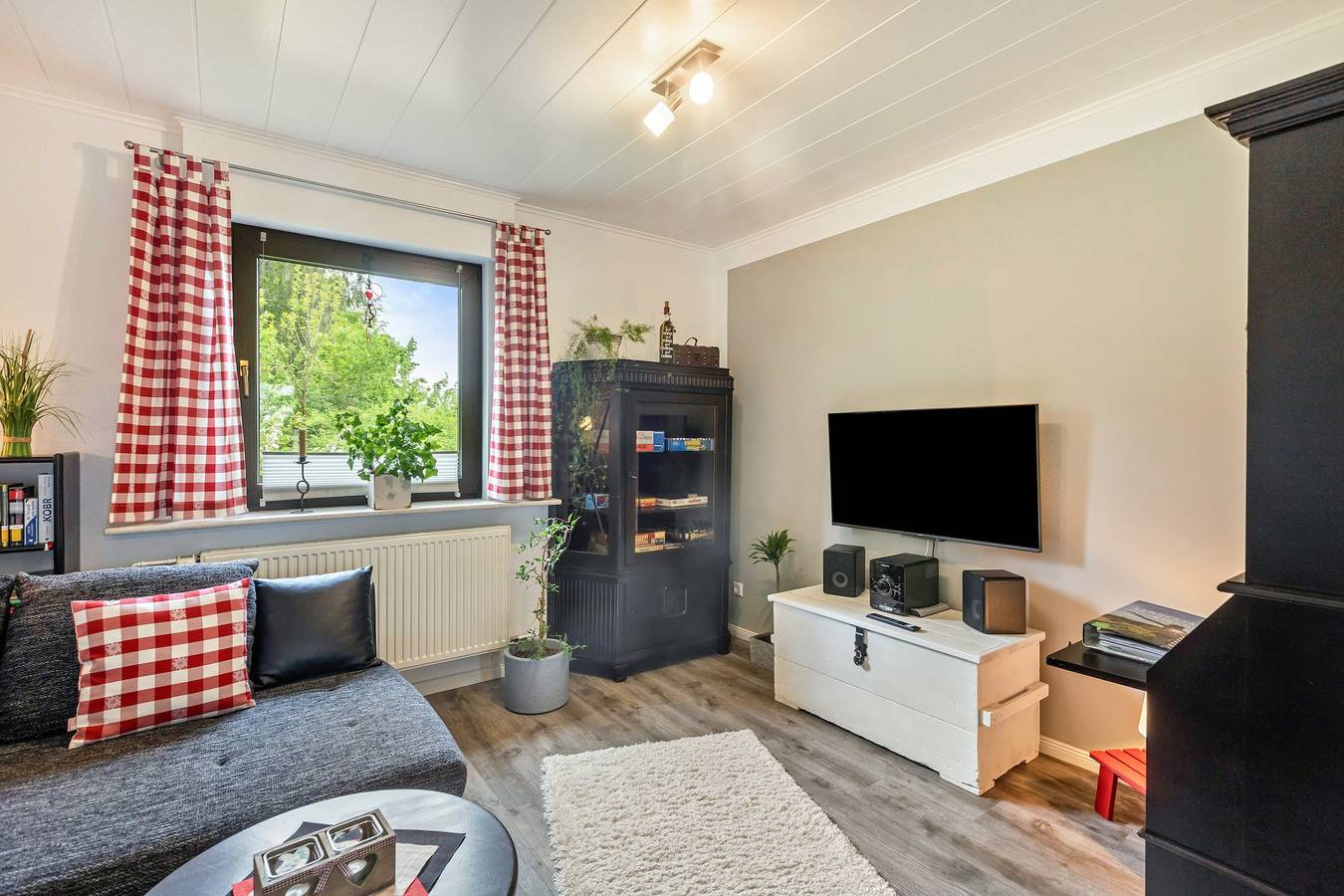 Appartement entier, Appartement "Sunnenviul" : escapade idyllique au vert avec terrasse et vue panoramique in Halberbracht, Lennestadt
