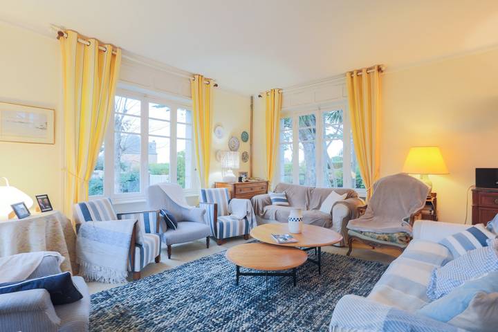 Location de vacances pour 16 personnes, avec jardin à Trébeurden - 2