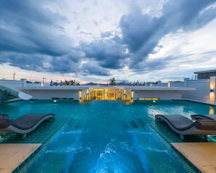 Chalet para 14 personas, con piscina - 1