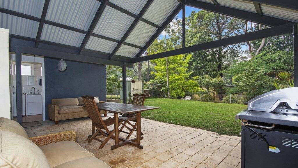 Loft Cottage by Holidayco. in Pearl Beach, New South Wales