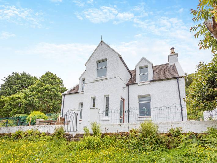 Holiday rental for 6 people, with garden on the Isle of Skye