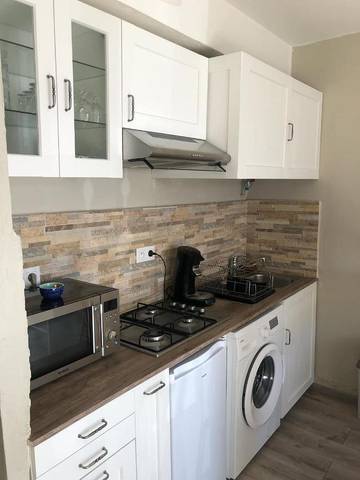 Gîte pour 2 personnes, avec balcon et vue à Andon