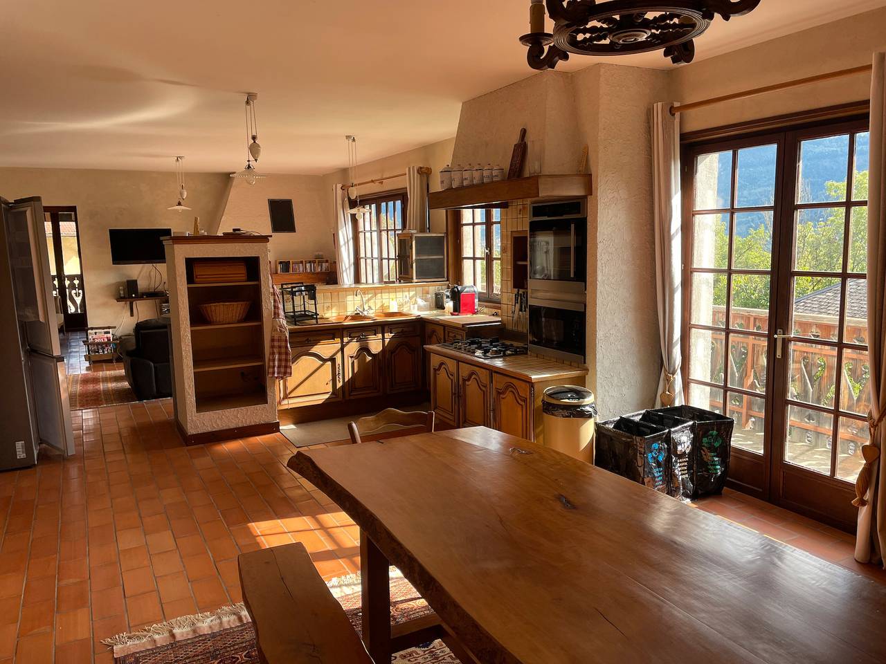 Appartement entier, Appartement 'La Ferme De 1876' avec Vue sur la Montagne, Jardin Commun et Wi-Fi in Marignier, Région de Bonneville