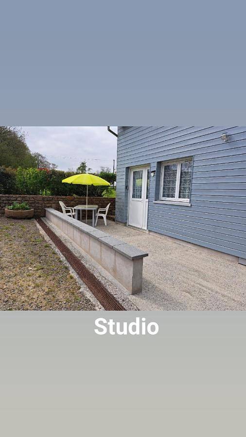 Gîte pour 2 personnes, avec jardin et terrasse à La Trinité (Manche)