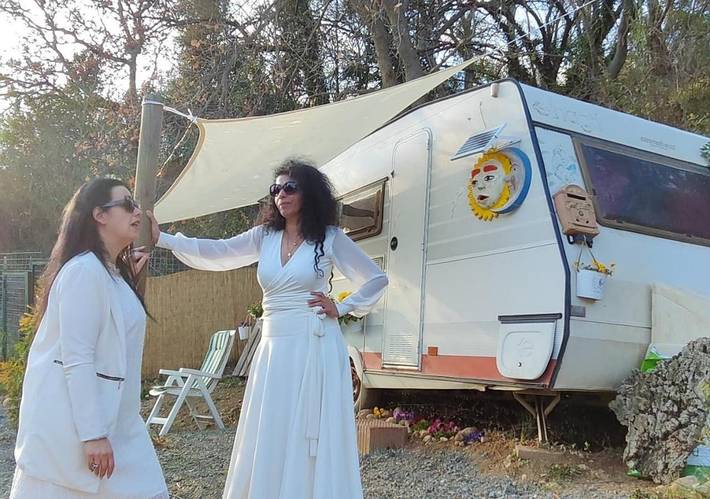 Camping per 4 persone, con panorama e giardino nonché terrazza in Maremma