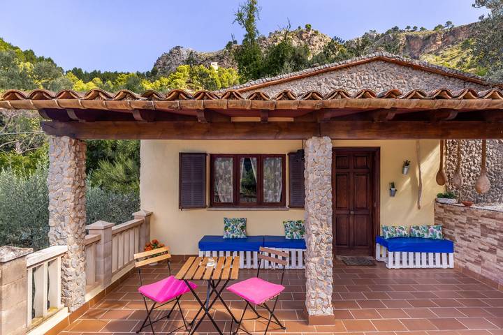 Finca für 6 Personen, mit Balkon und Garten auf Mallorca Westen