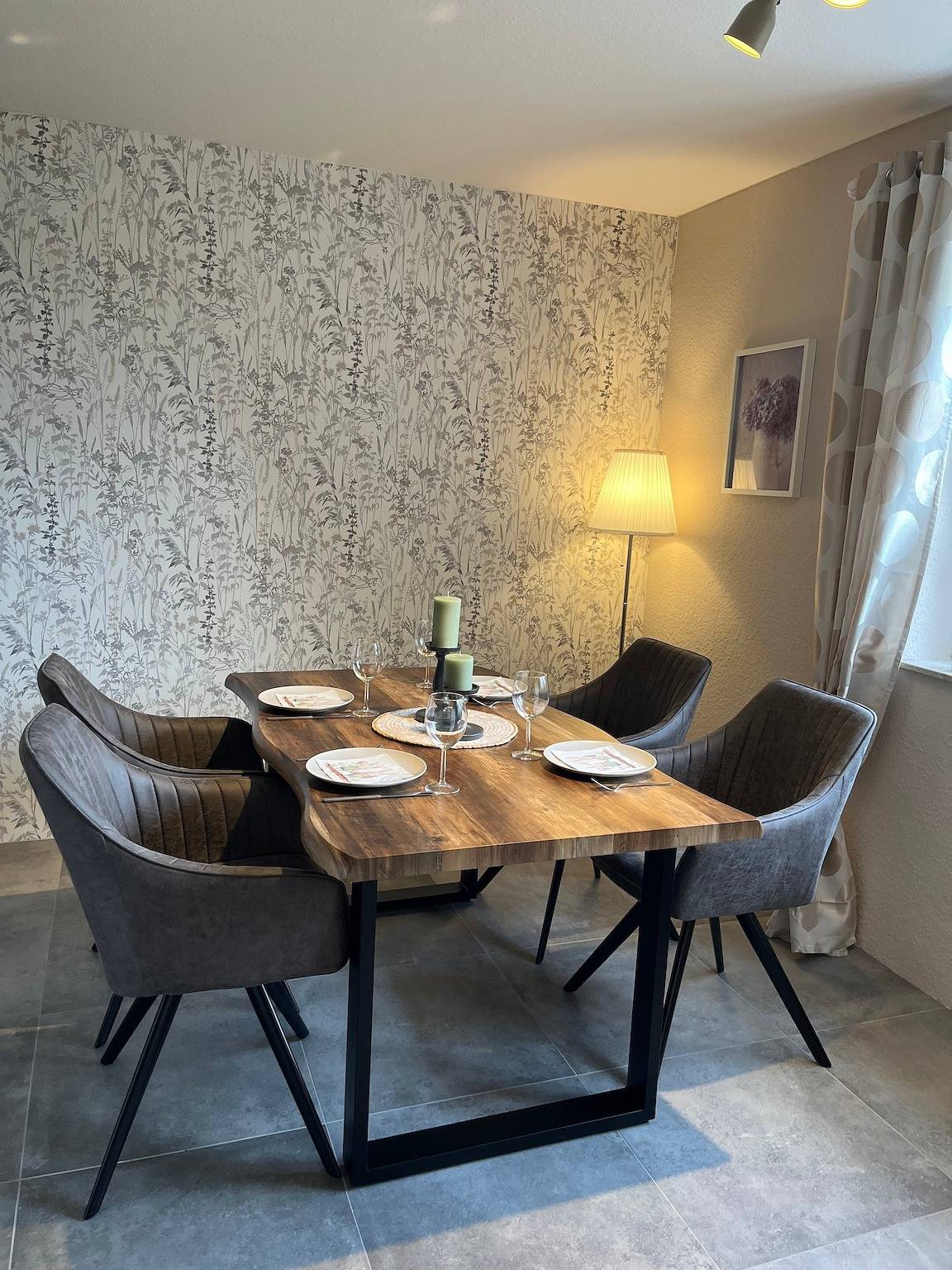 Ganze Ferienwohnung, Ferienwohnung Alleeglück auf dem Land, frisch renoviert in Stelle-Wittenwurth, Eider-Treene-Sorge