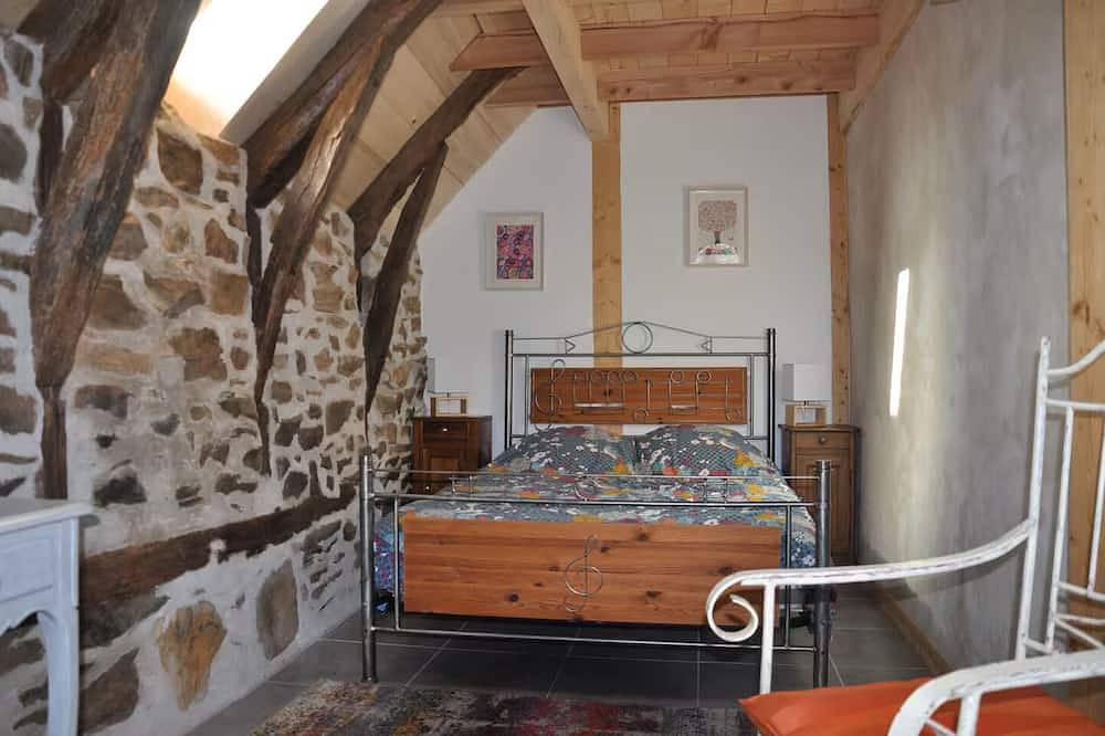 Gîte Le Couderc de Coubisou, grange rénovée in Coubisou, Parc naturel régional de l'Aubrac