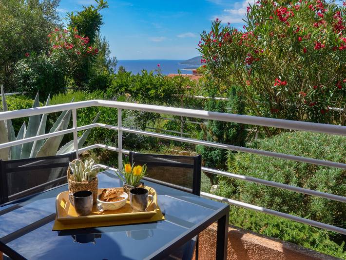 Ferienwohnung für 5 Personen, mit Garten und Balkon