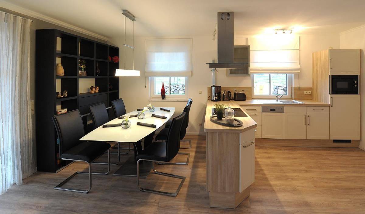 Forsthaus, exkl. 5-Sterne Reetdachhaus für 6 Pers.in Fuhlendorf m. Sauna/Kamin in Bodstedt, Fuhlendorf