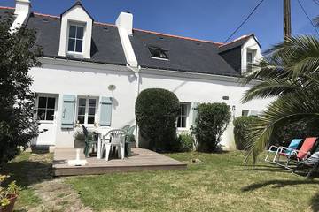 Location de vacances pour 5 personnes, avec terrasse et jardin à Locmaria