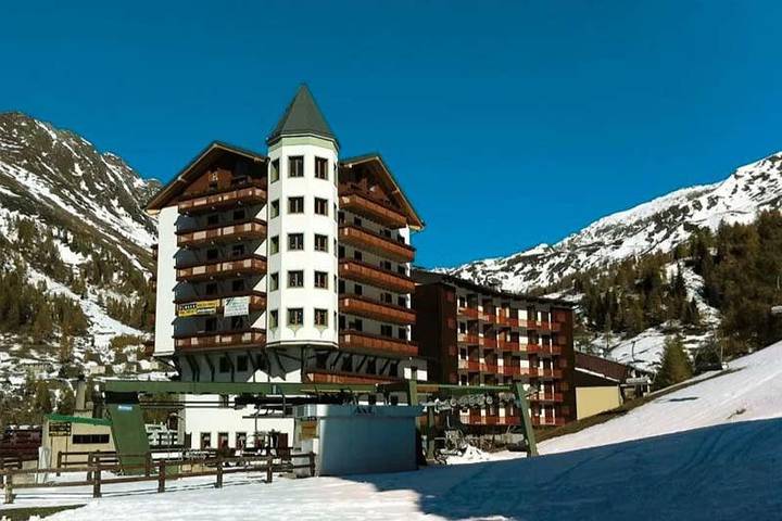 Appartamento, con Terrazza e Sauna a Foppolo