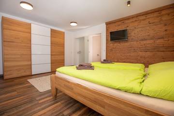 Hütte für 6 Personen, mit Terrasse und Sauna in Königsleiten