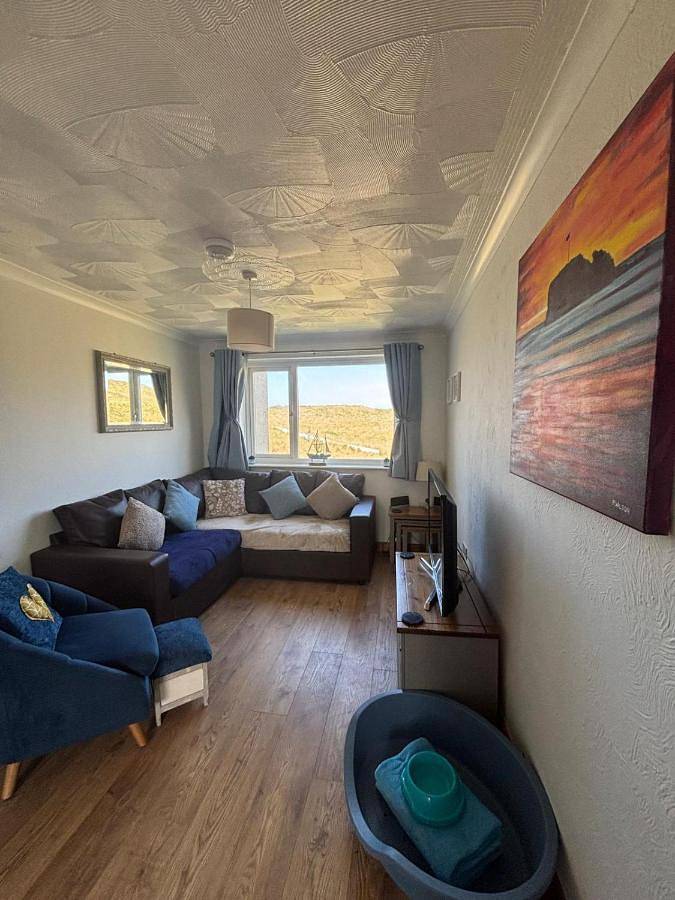 Entire apartment, Two-Bedroom Apartment in Perranporth, Cornwall