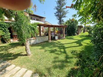Chambre d’hôte pour 2 personnes, avec piscine ainsi que vue et jardin à Syracuse