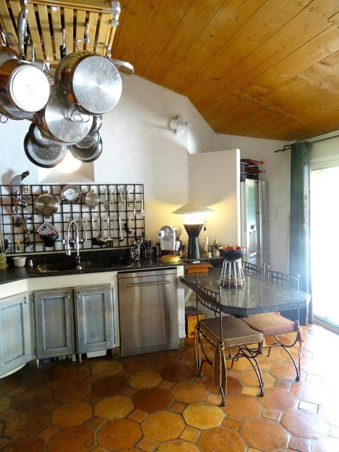 Location de vacances pour 8 personnes, avec piscine et jardin à Taillades - 4