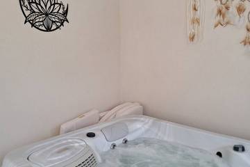 Gîte pour 4 personnes, avec piscine à Saint-Martin-de-Pallières