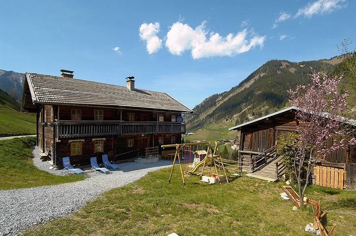 Chalet für 10 Personen, mit Sauna und Garten sowie Terrasse und Ausblick, mit Haustier in Großarl