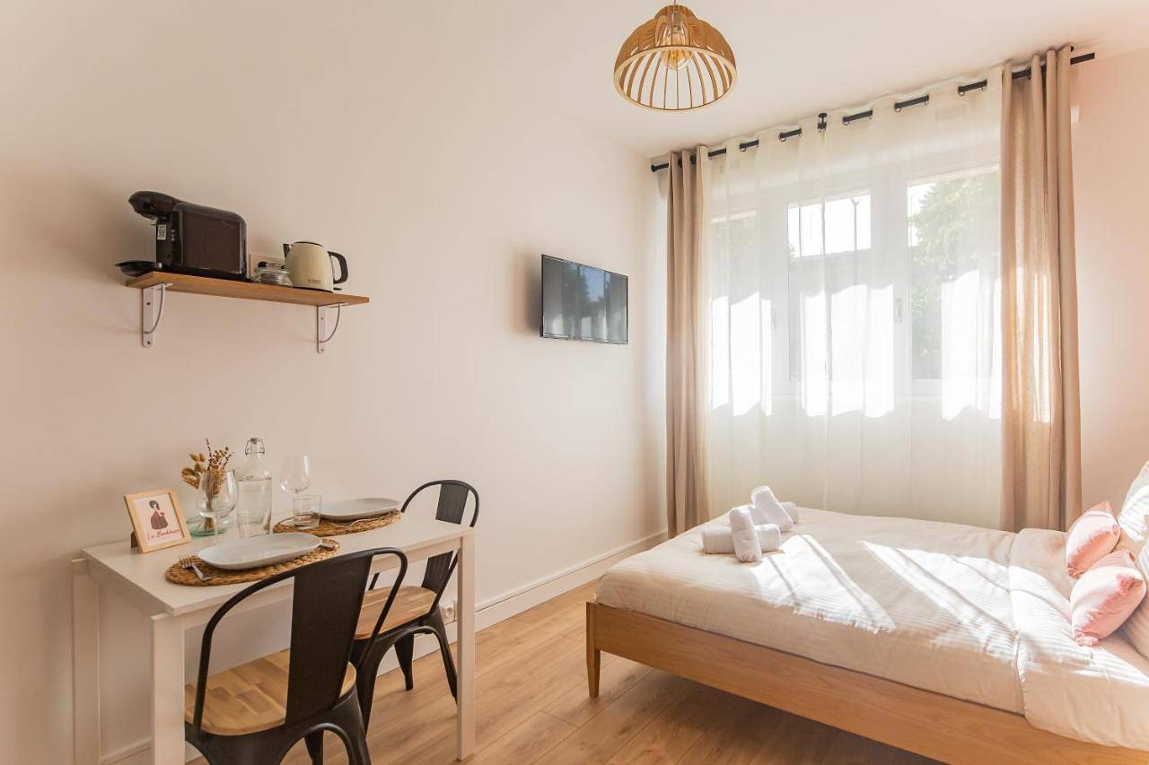 Appartement entier, Les Studios du Parc Bordelais - Le Canelé in Le Bouscat, Région de Bordeaux