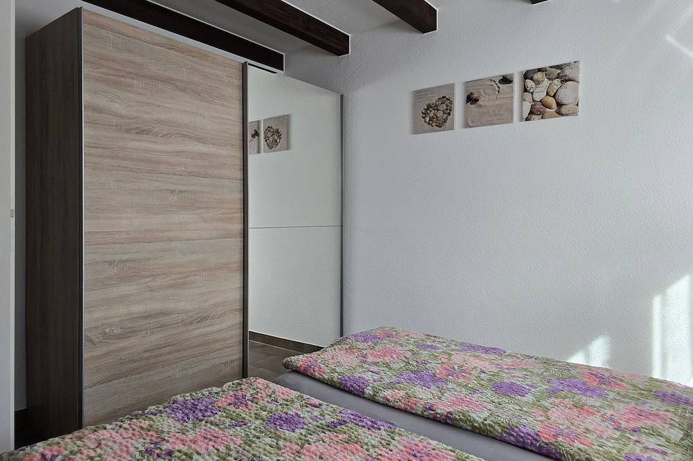 Ganze Wohnung, Ferienwohnung Heilige Barbara - Ferienwohnungen Am alten Backhaus in Senftenberger See, Senftenberg