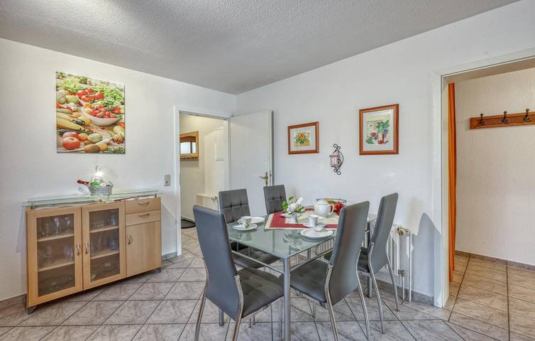 Ganze Ferienwohnung, Gemütliche Wohnung bei Badestelle Fleeth - TV, Parkplatz, WiFi in Diemitz, Mirow
