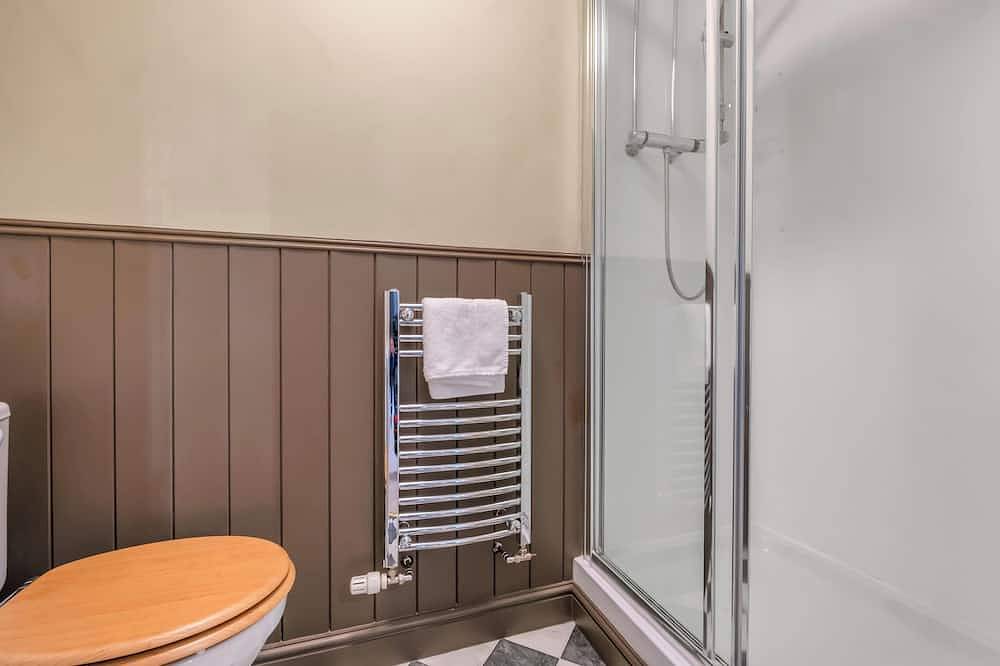 Pools Cottage 4 - The Winery Room in Warwickshire