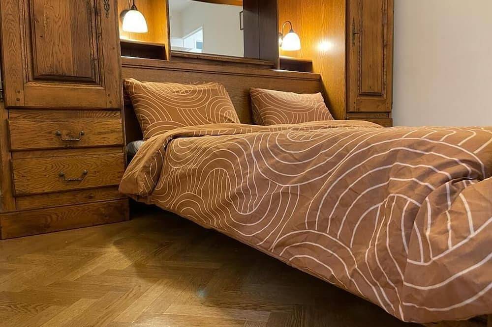Apartamento entero, Superb apartment in downtown residence in Étampes, Essonne
