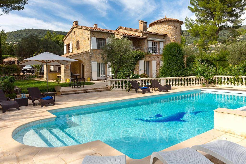 Beautiful Provencal holiday house with pool in Peymeinade in Peymeinade, Region de Cannes