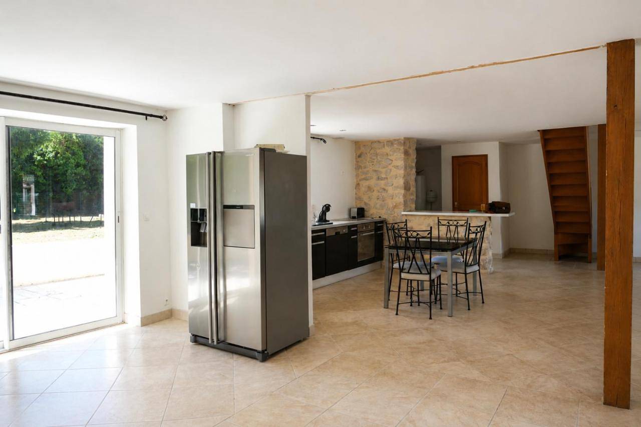 Appartement entier, Villa in Gisy-les-Nobles, Yonne