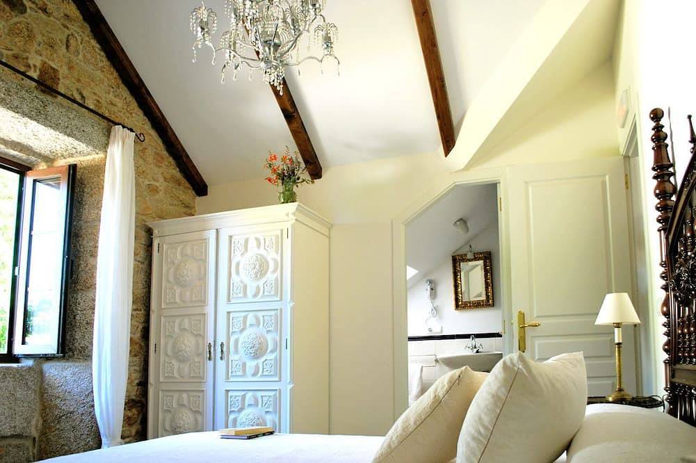 Standard double room in 3 * Rustic hotel in Laxe, Costa da Morte