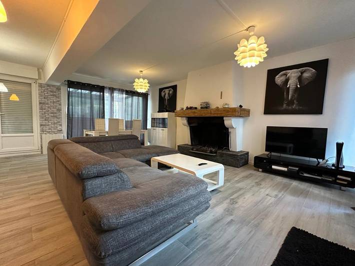 Location de vacances pour 7 personnes, avec jardin à Hérouville-Saint-Clair