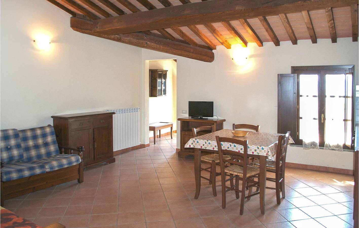 Entire vacation apartment, Santa Luce Poolside Apartment with WiFi & Parking in Santa Luce, Etruscan Coast