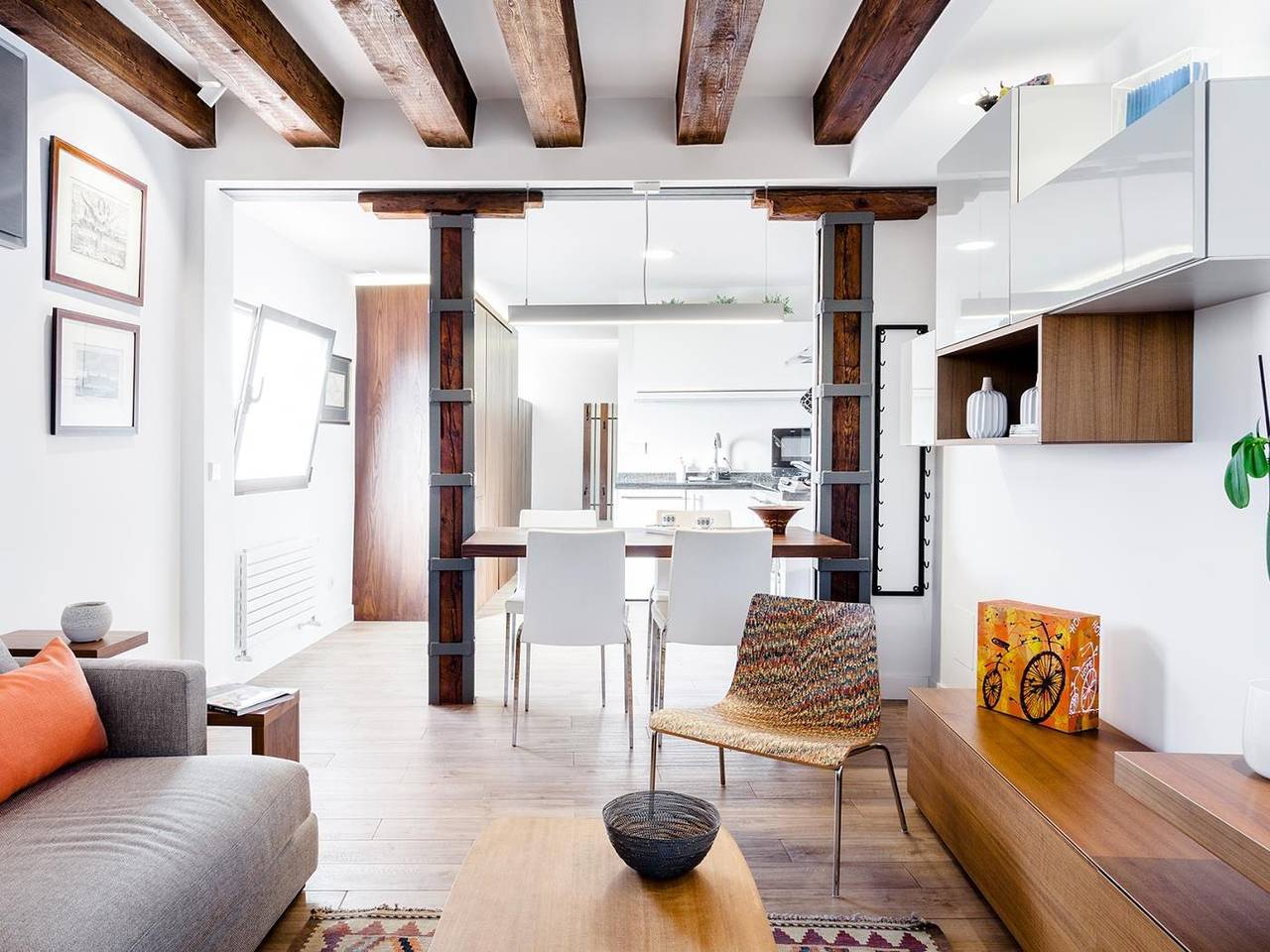 Entire holiday apartment, Santa Ana Apartment by Flatsweethome in Centro (Madrid), Madrid