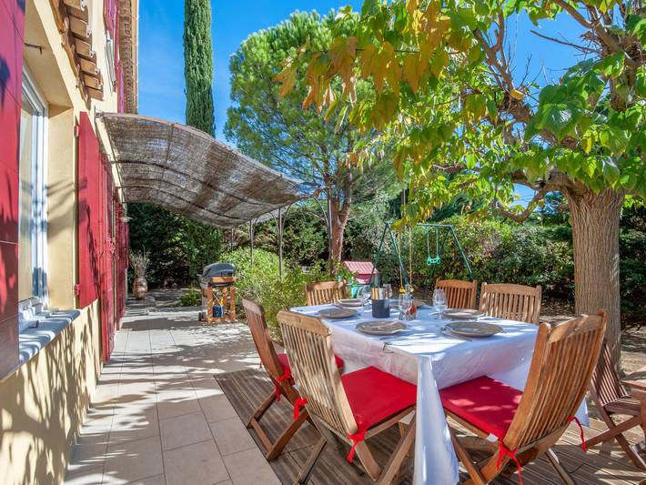 Location de vacances pour 6 personnes, avec terrasse et jardin à Roussillon - 2