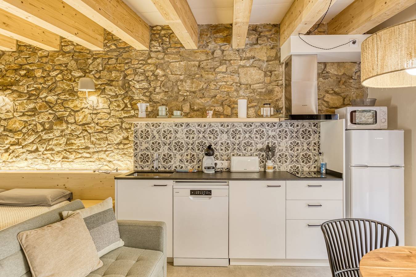 Ganze Wohnung, Apartment 'Apartament Empordà' mit privater Terrasse, Wlan und Klimaanlage in Forallac, Costa Brava