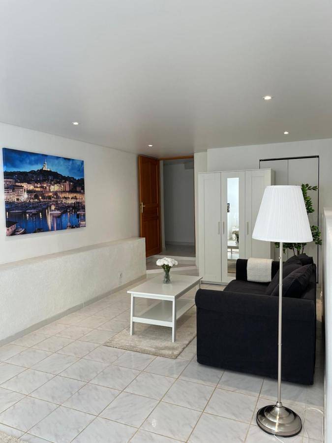 Gîte pour 4 personnes, avec jardin et piscine à Velaux - 3