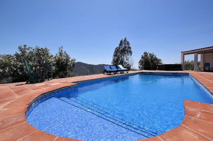 Villa für 8 Personen, mit Garten und Balkon sowie Pool, mit Haustier in Arenas