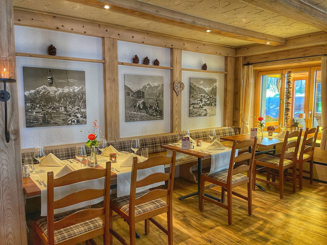 Aktiv Hotel & Spa Hannigalp - Dreibettzimmer Komfort in Grächen, Walliser Alpen