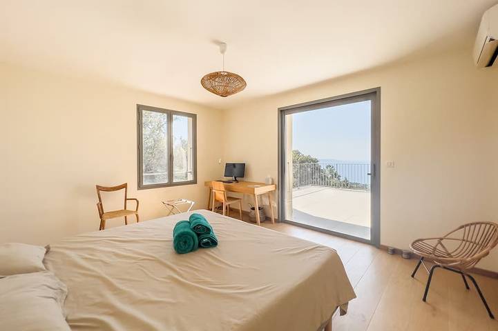 Location de vacances pour 14 personnes, avec jardin et terrasse à Farinole - 2