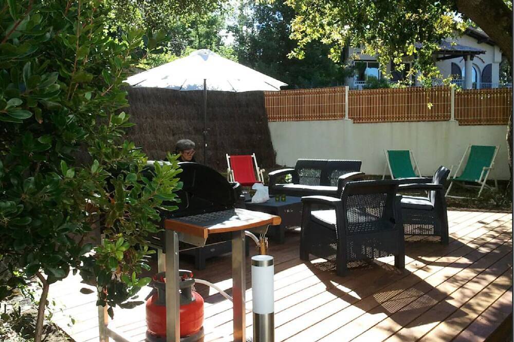 Belle Villa Art & Deco - Piscine Privée et Chauffée à 200 Mètres de la Plage in Le Moulleau, La Teste-de-Buch