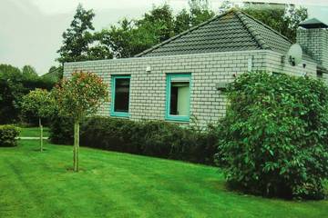 Ferienhaus für 5 Personen, mit Garten und Terrasse in Dirkshorn