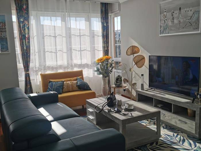 Apartamento vacacional entero, Nuevo! Apartamento con garaje in Polanco, Costa de Cantabria