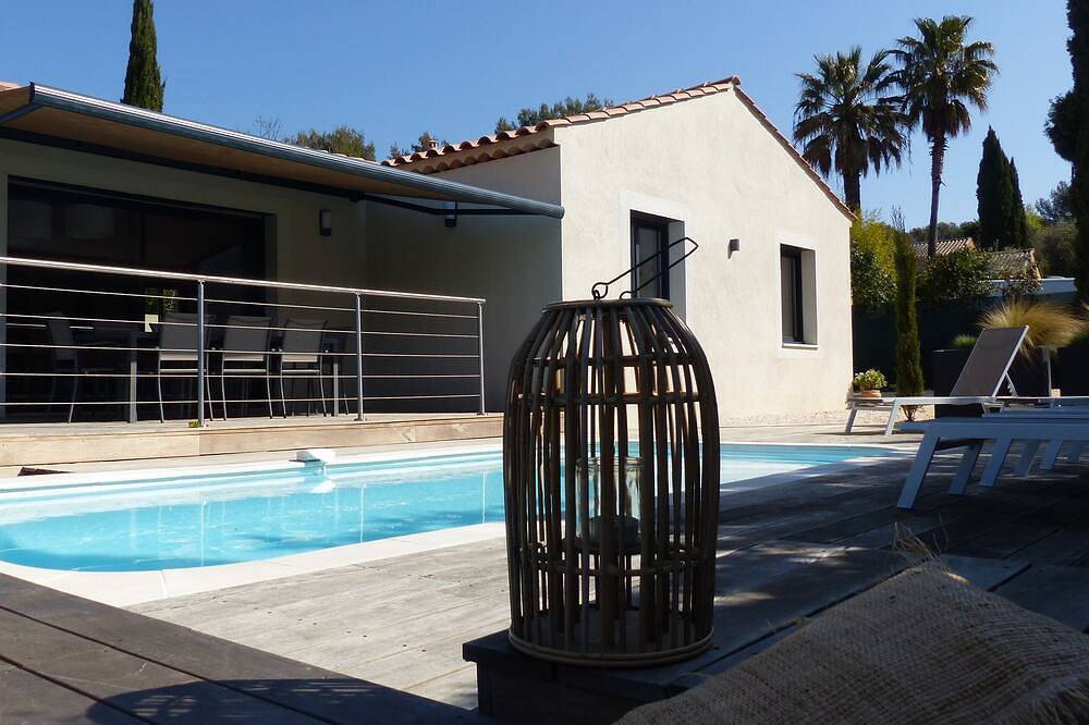 Villa récente au Castellet - piscine privée - 5km des plages de Bandol et Sanary in Le Castellet, Côte méditerranéenne (France)